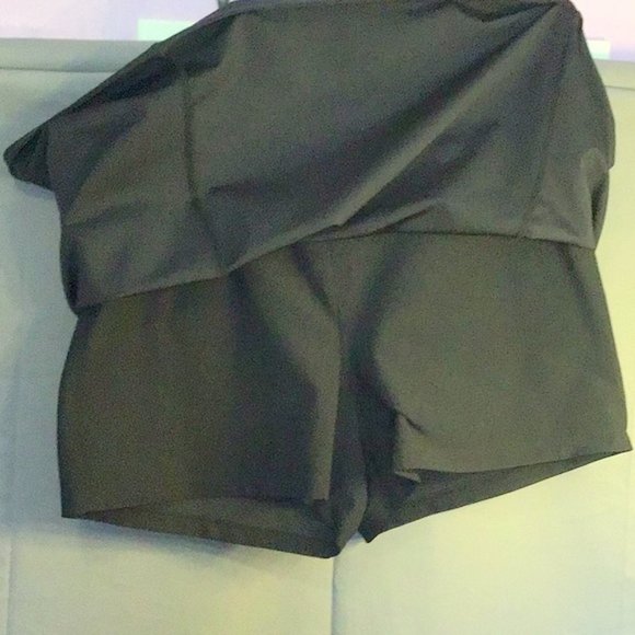 LADY HAGEN skort  sz 12/14  black  NWT - Picture 4 of 7